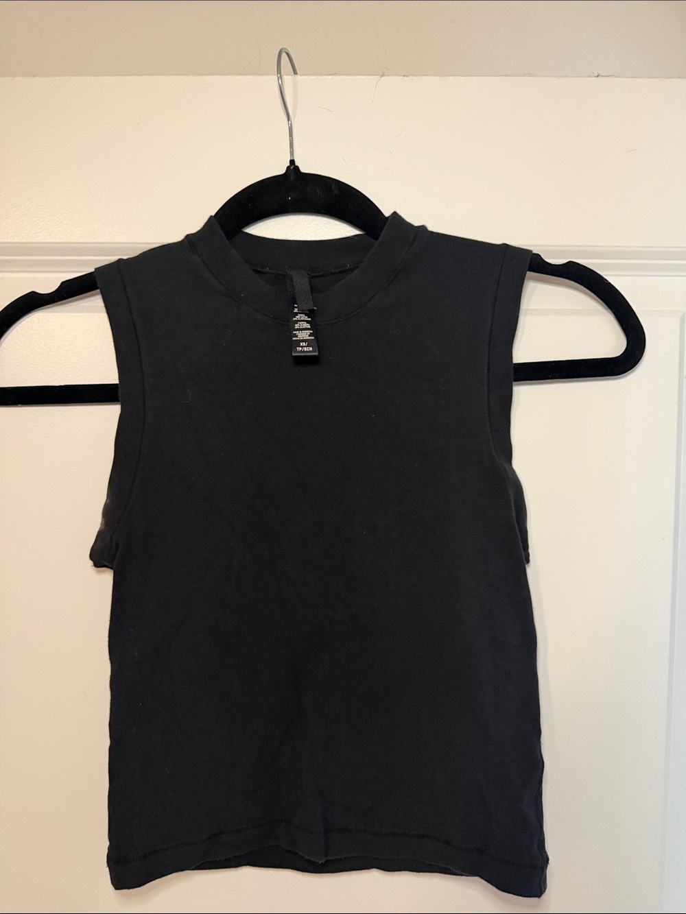 Skims Black Sleeveless Mock Neck top